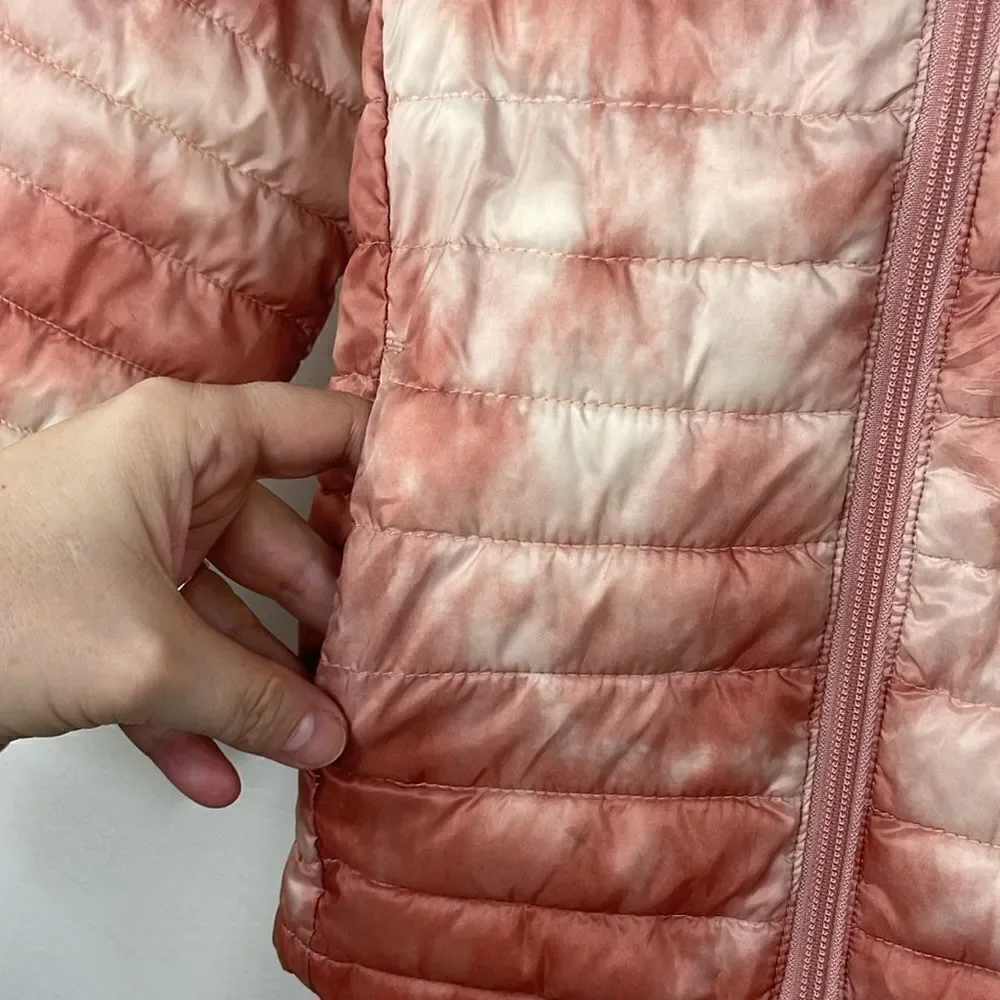 Gap Kids 100% Recycled Polyester Cold Control Puffer Jacket Pink Tie Dye size XS